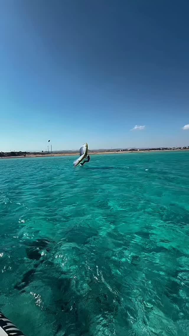 This is what the pace feels like ✨

#egypt🇪🇬 #reels #wingfoilitalia #wingfoil #wingfoiling #marsaalam