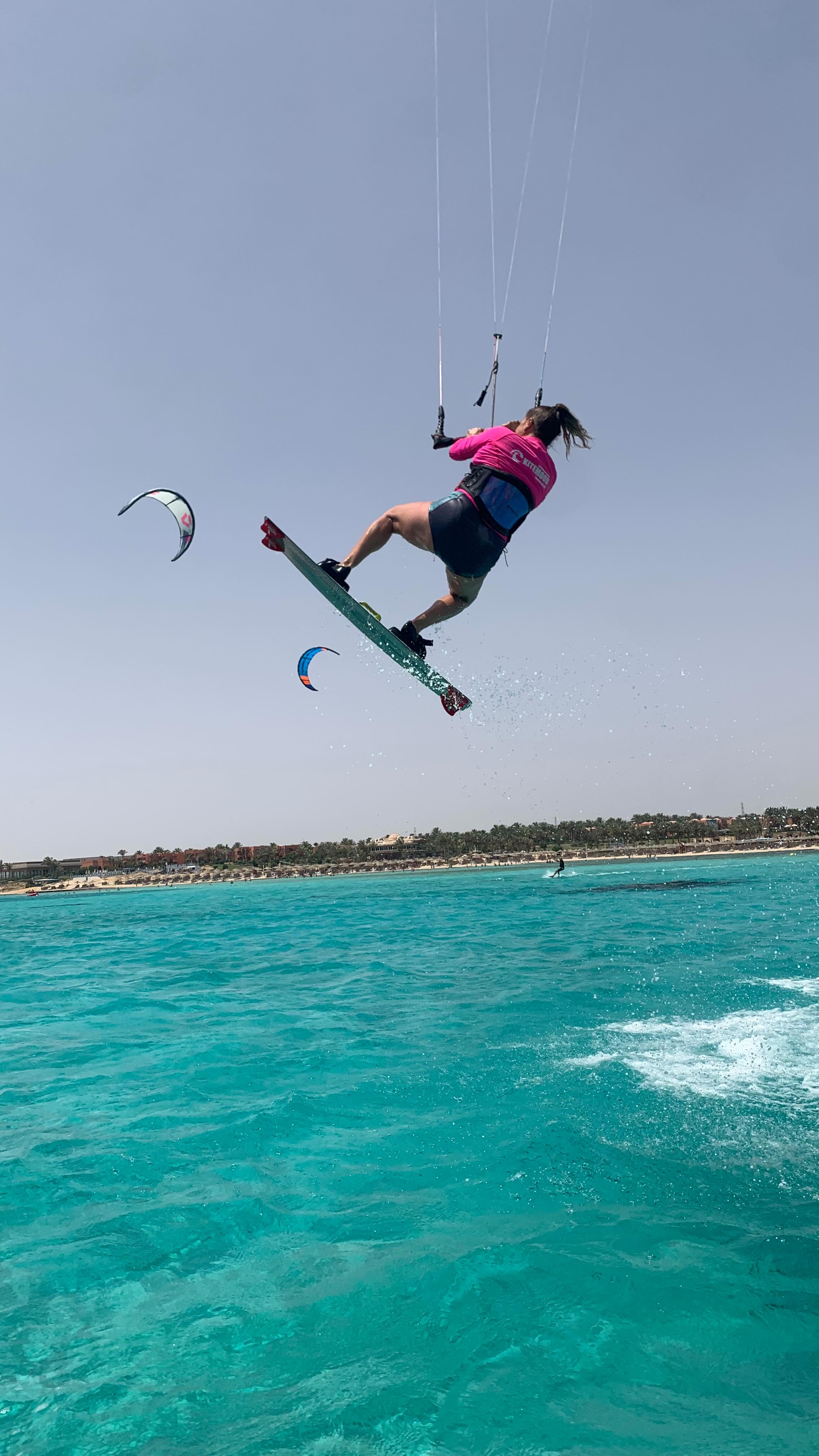 torna a unirti al nostro spot 🤍 per progredire ancora di più!

MarsaAlam , Egypt 

#kiteboarding #summervibes #egypt🇪🇬 @kitesurfing.it